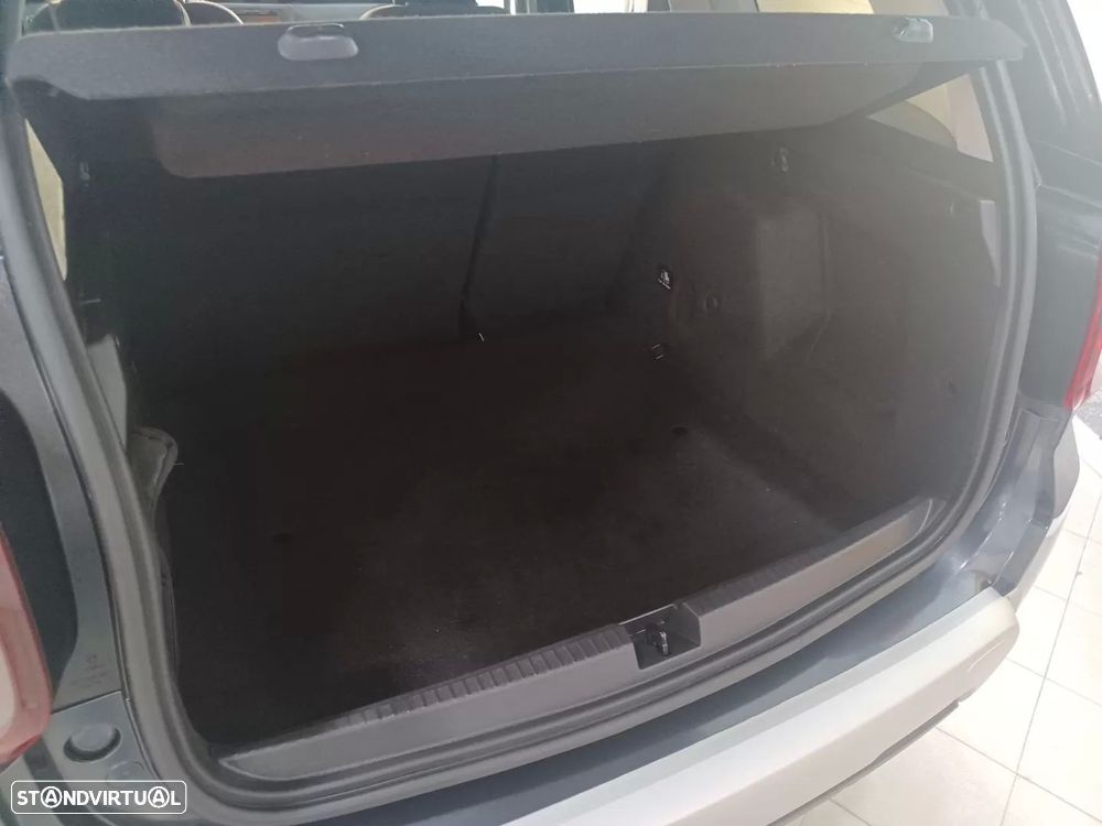 Dacia Duster 1.3 TCe SL Adventure - 33