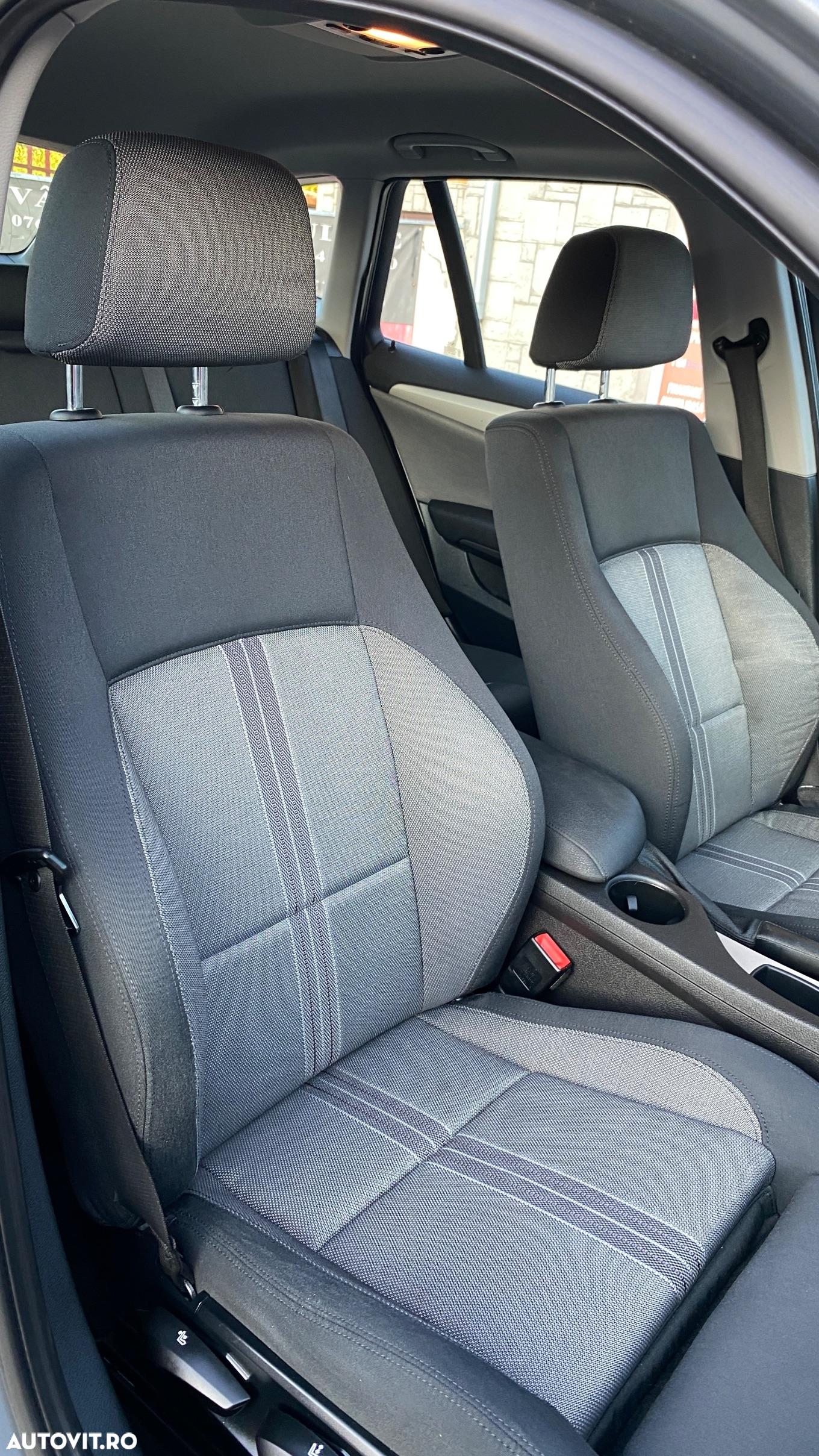 BMW X1 xDrive20d - 11