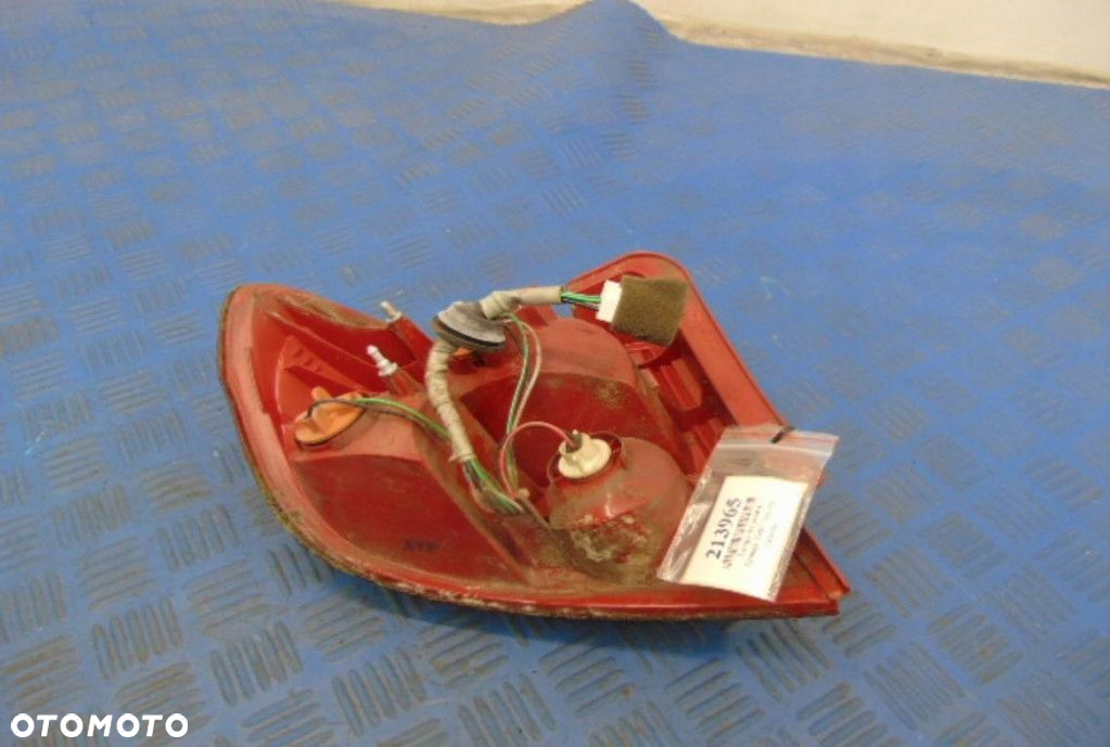 HYUNDAI GETZ LAMPA TYLNA PRAWA HB - 4