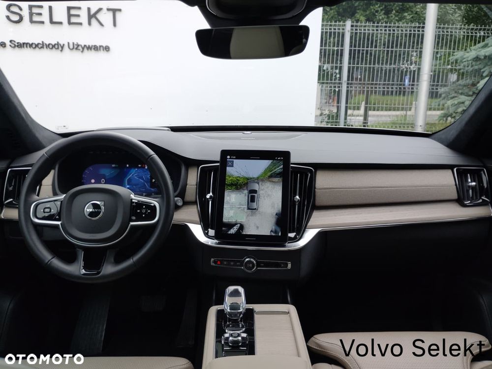 Volvo XC 90 - 25