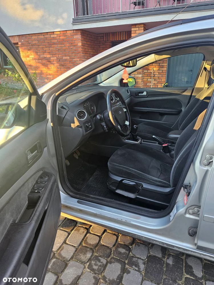 Ford Focus 1.8 TDCi Ghia - 18