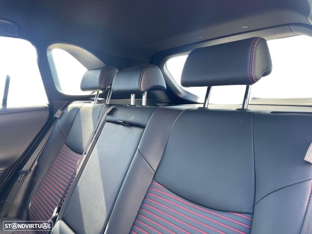 Toyota RAV4 - 12