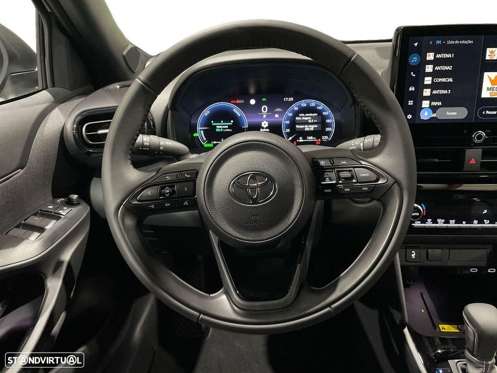 Toyota Yaris Cross 1.5 HDF Luxury - 14