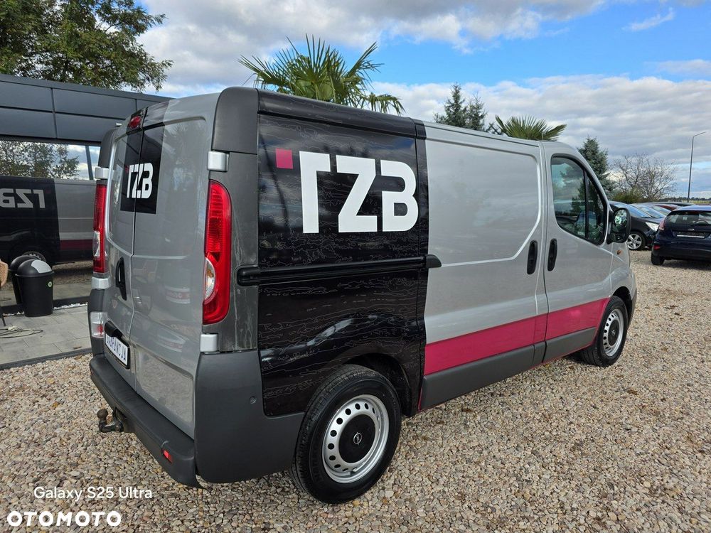 Opel Vivaro - 7