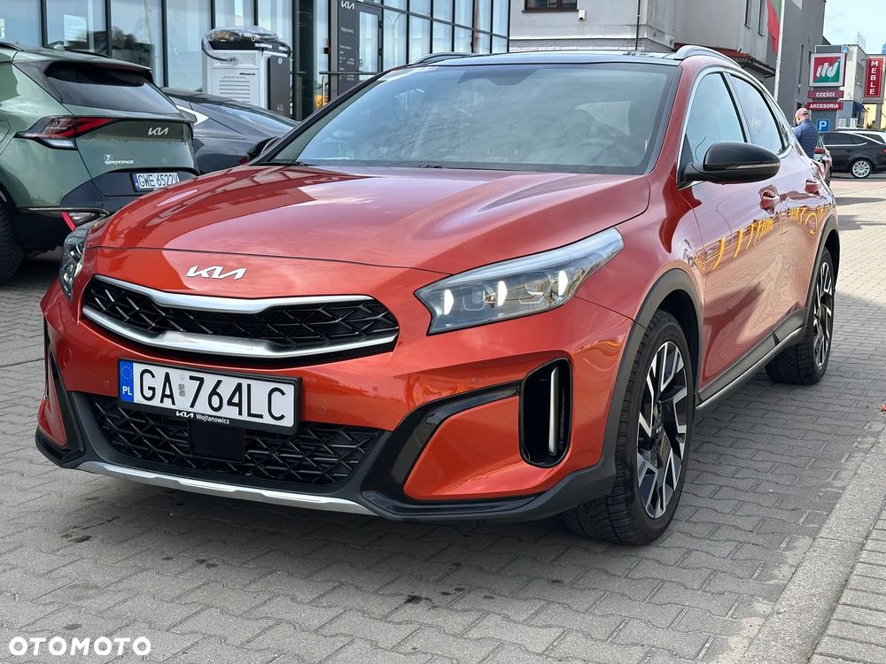 Kia XCeed 1.5 T-GDI Business Line DCT - 4
