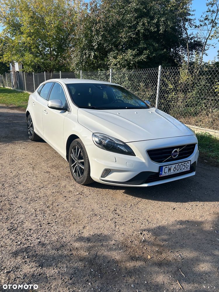 Volvo V40 2015 photo 3