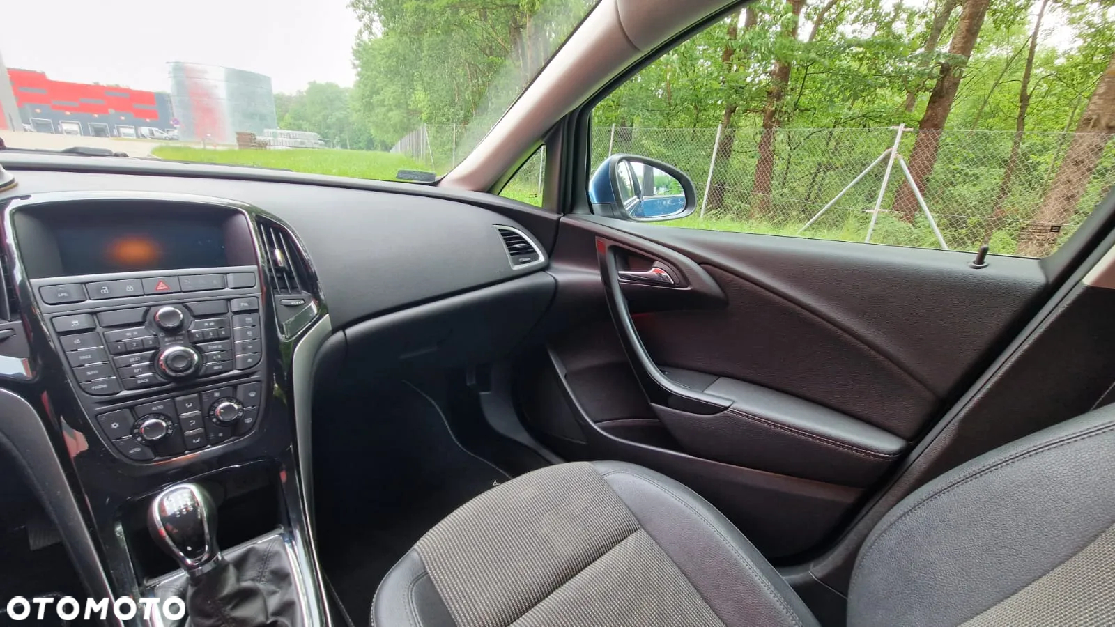 Opel Astra IV 1.4 T Cosmo - 17