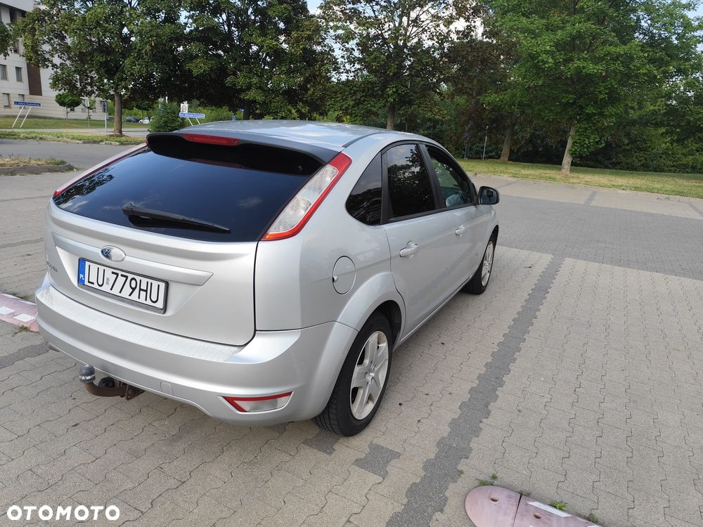Ford Focus 1.6 16V Ambiente - 6