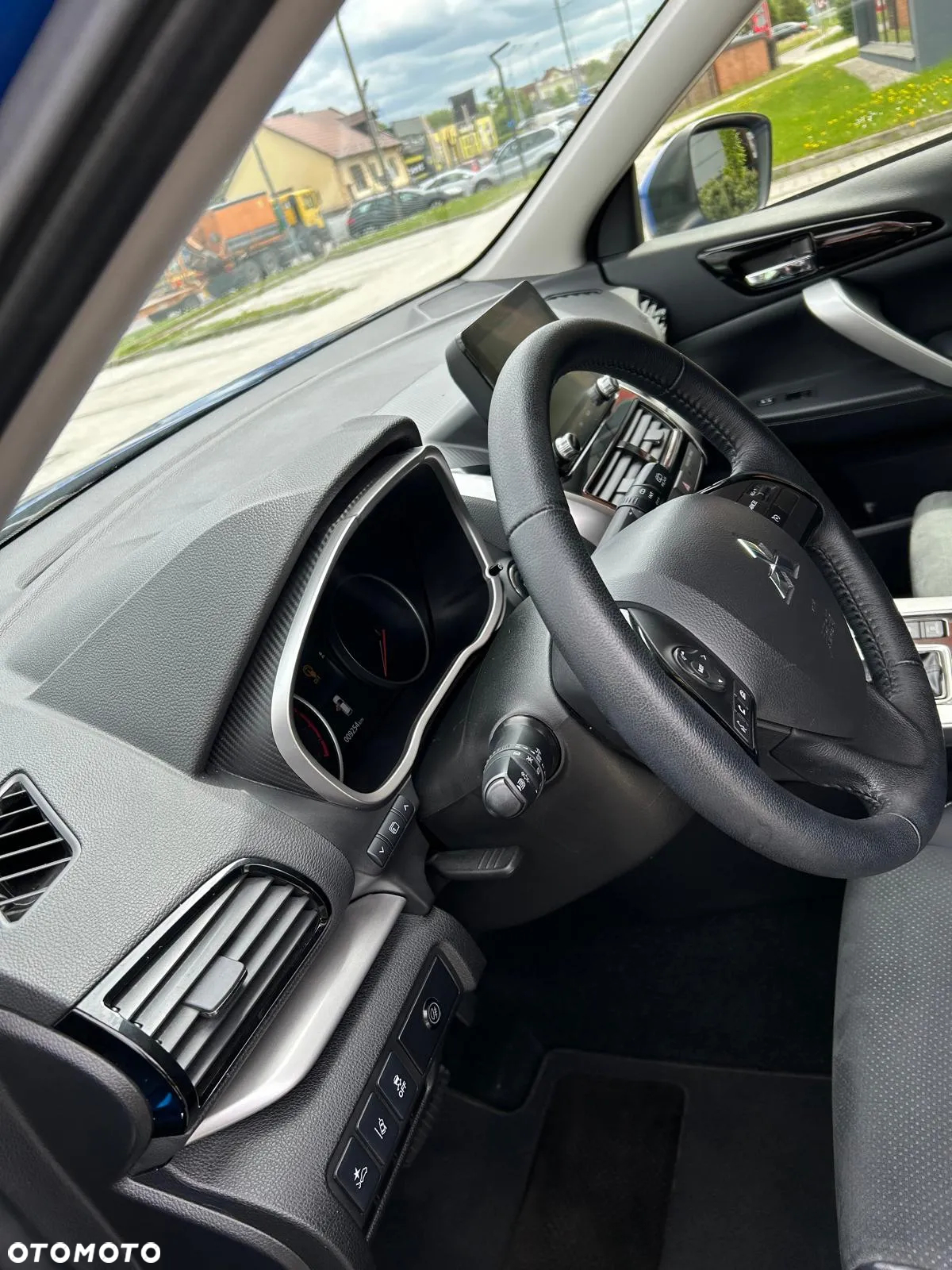 Mitsubishi Eclipse Cross - 13