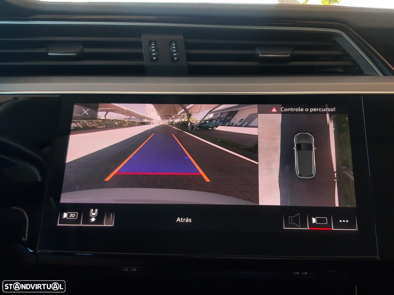 Audi e-tron 55 quattro S line - 28