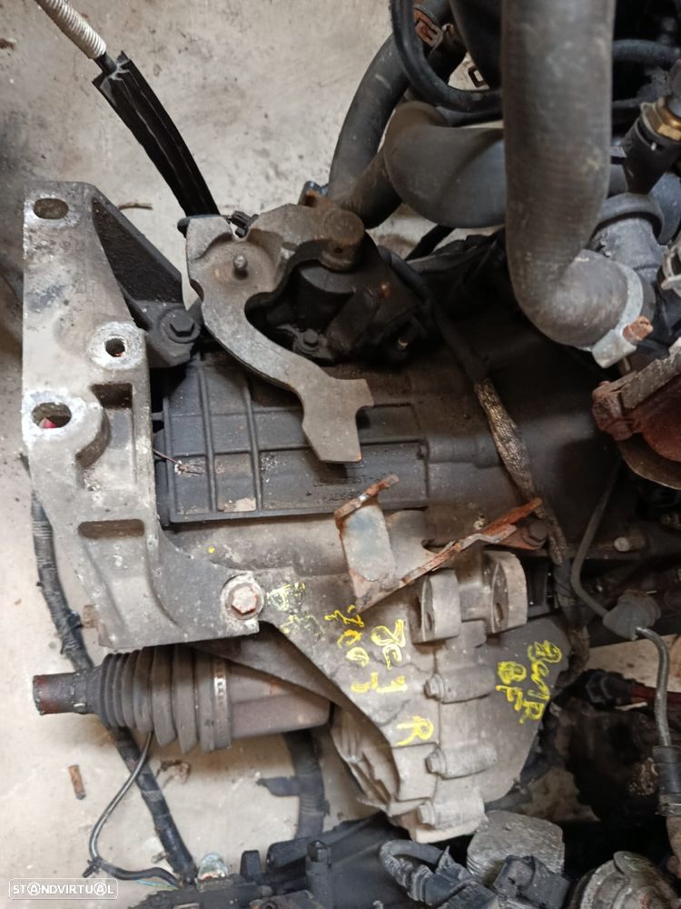 Caixa Ford Transit 2.2 REF: 8C1R 7002 BF - 2