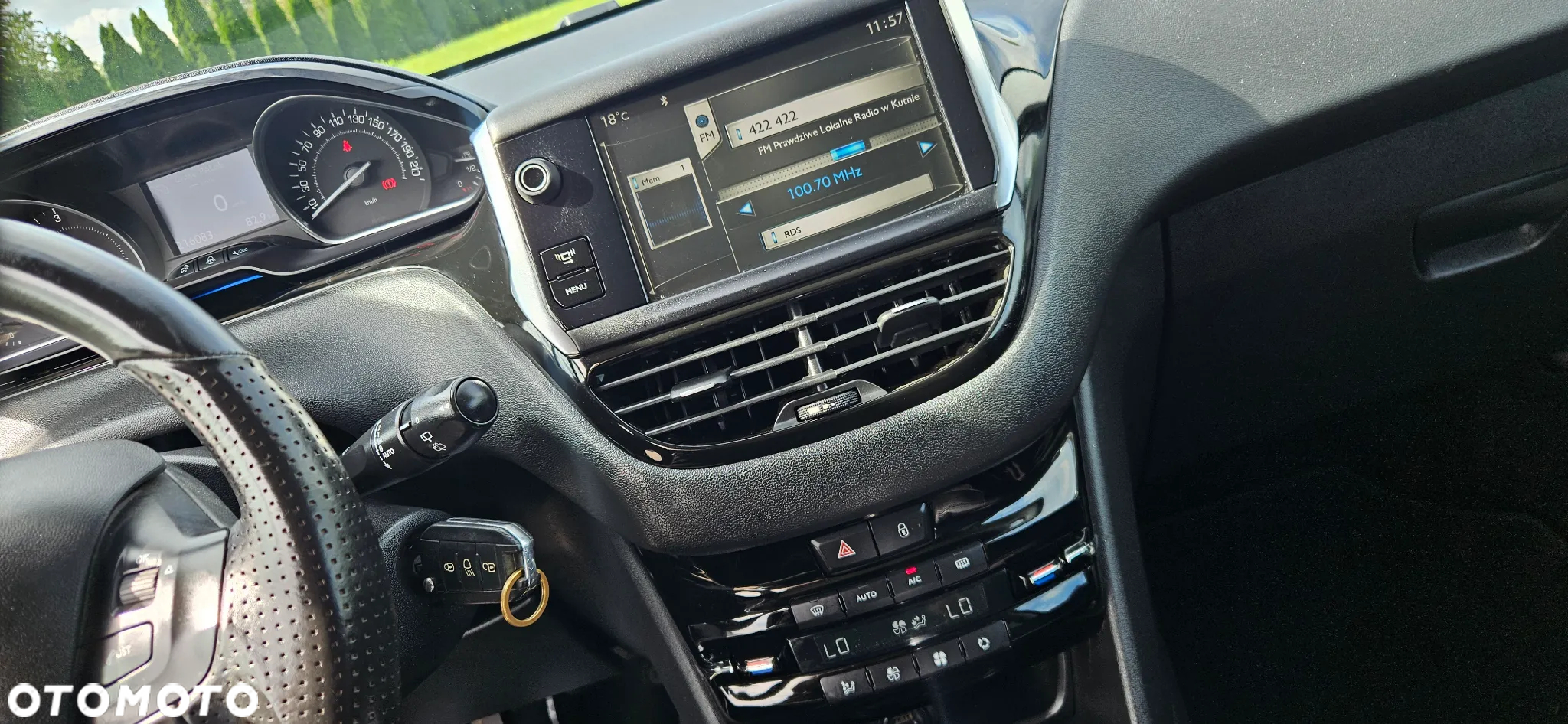 Peugeot 208 1.6 e-HDi Allure STT - 25