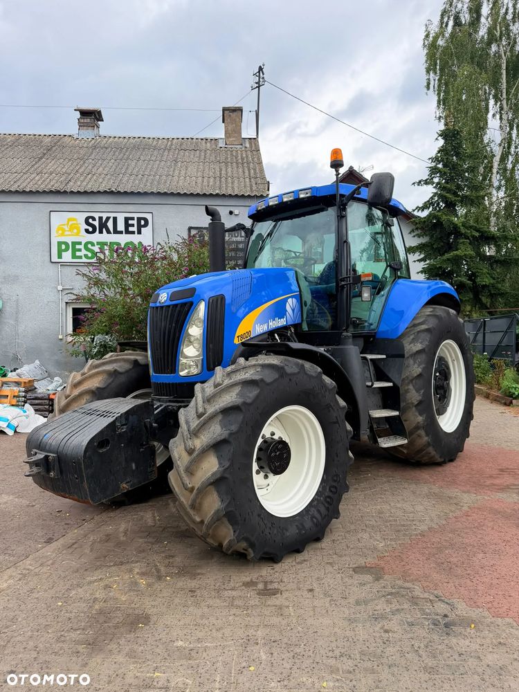 New Holland T8020 - 13