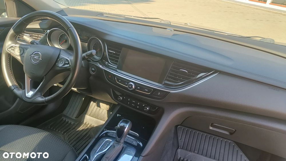 Opel Insignia - 11
