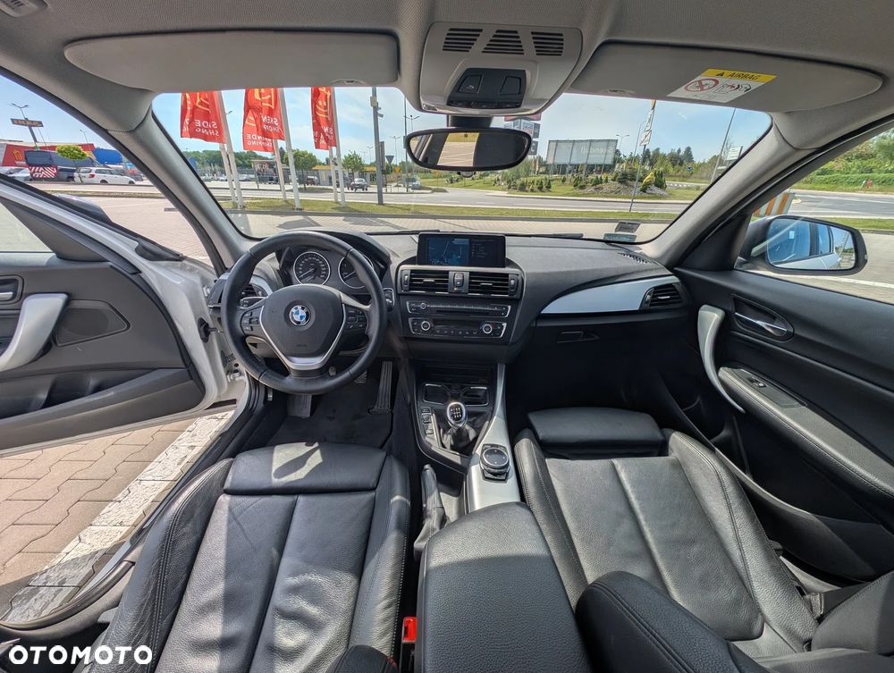 BMW Seria 1 118d Sport Line - 10