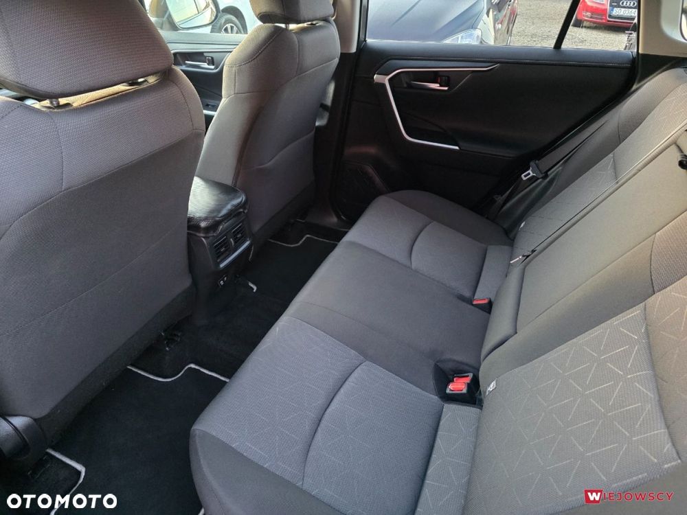 Toyota RAV4 - 16