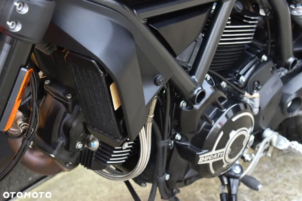 Ducati Scrambler - 28