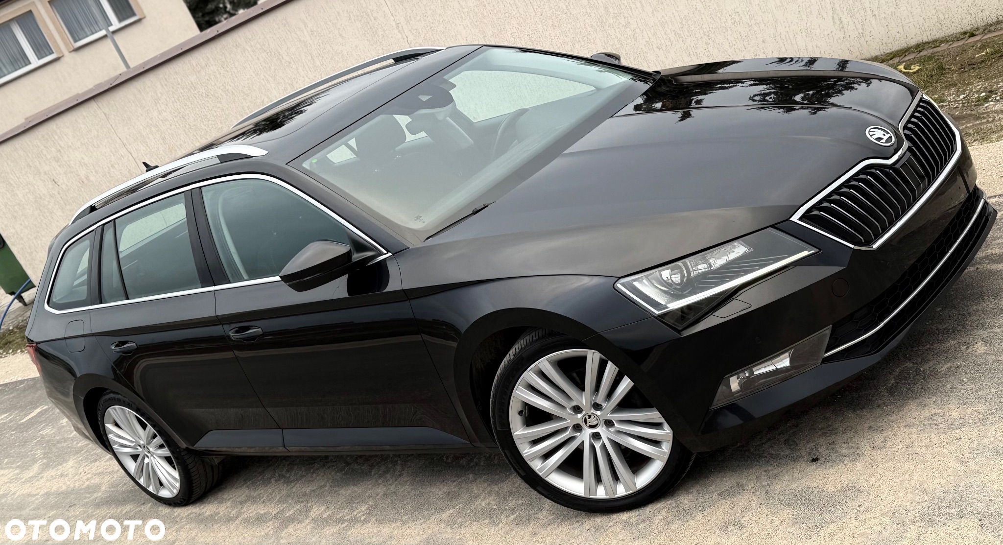 Skoda Superb - 19