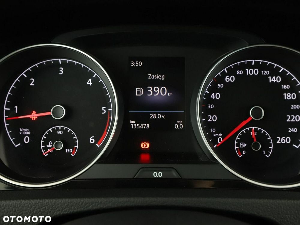 Volkswagen Golf 2.0 TDI (BlueMotion Technology) Comfortline - 23