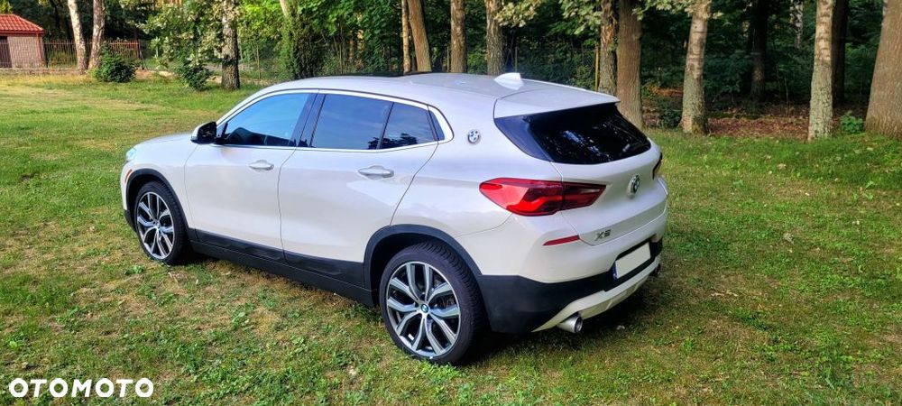 BMW X2 sDrive20i Advantage Plus - 1