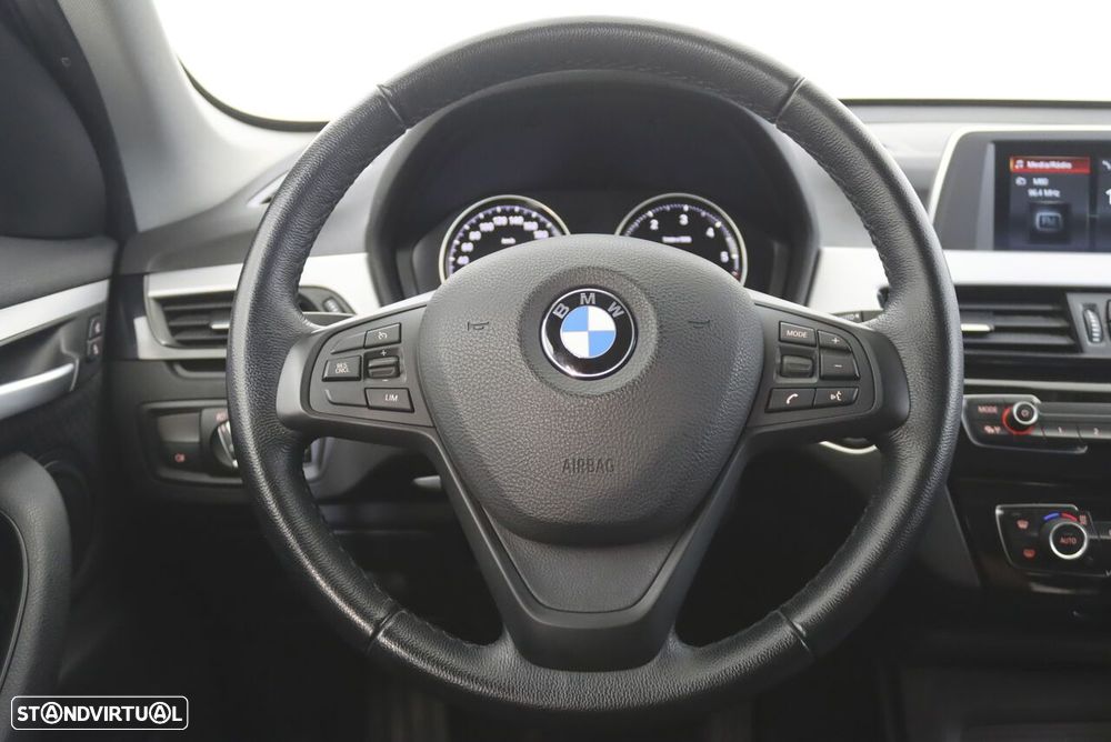 BMW X1 16 d sDrive Advantage Auto - 13