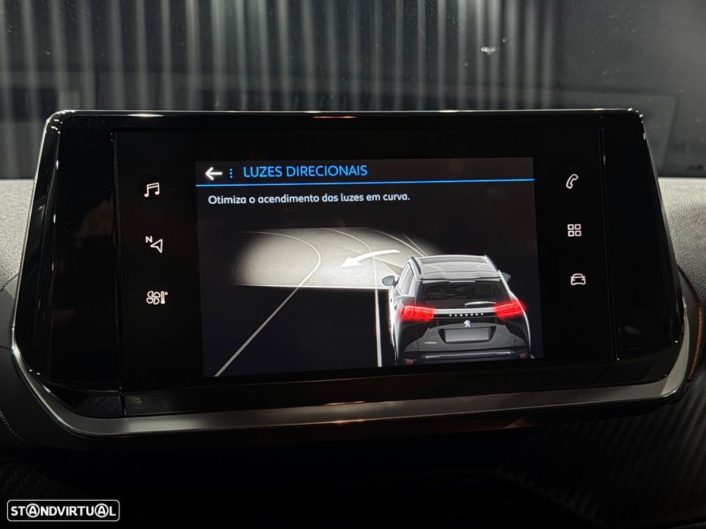 Peugeot 2008 1.2 PureTech Active Pack - 27