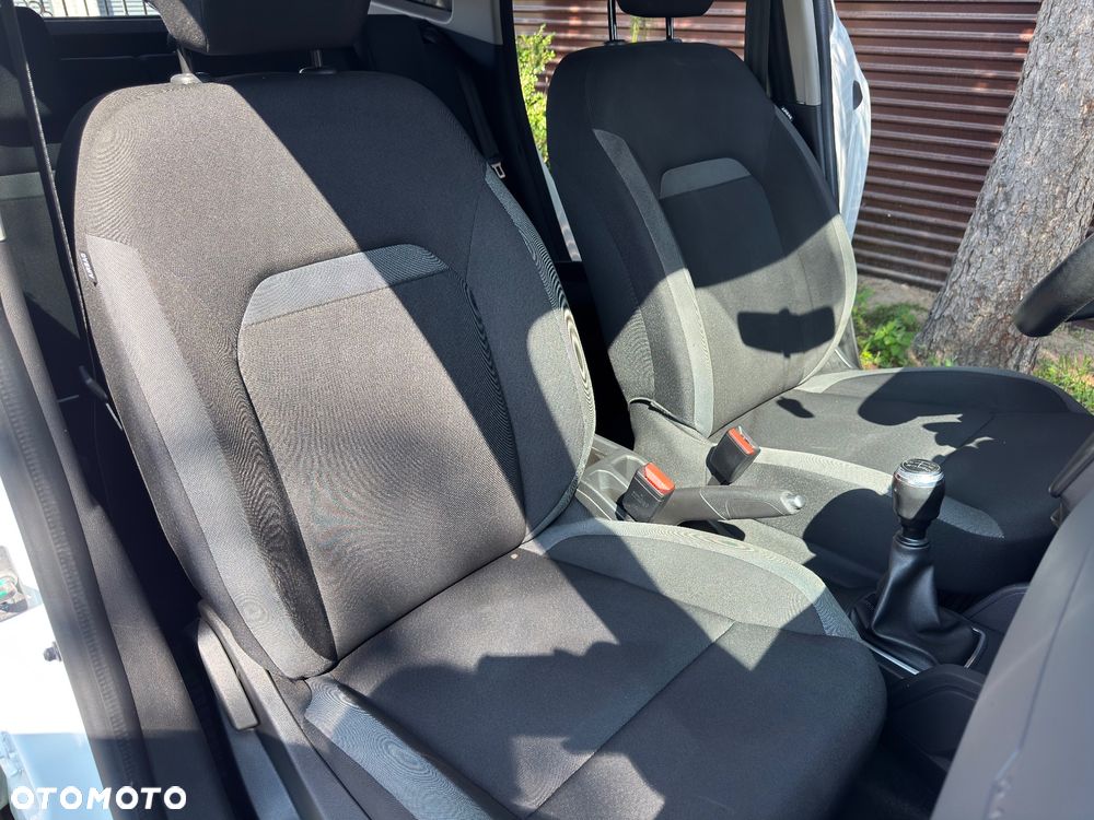 Dacia Duster TCe 100 2WD Essential - 11
