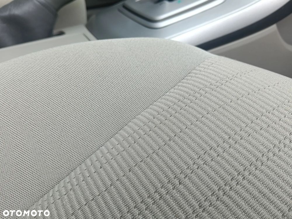 Toyota Corolla 1.6 VVT-i Prestige + NAVI MM - 18