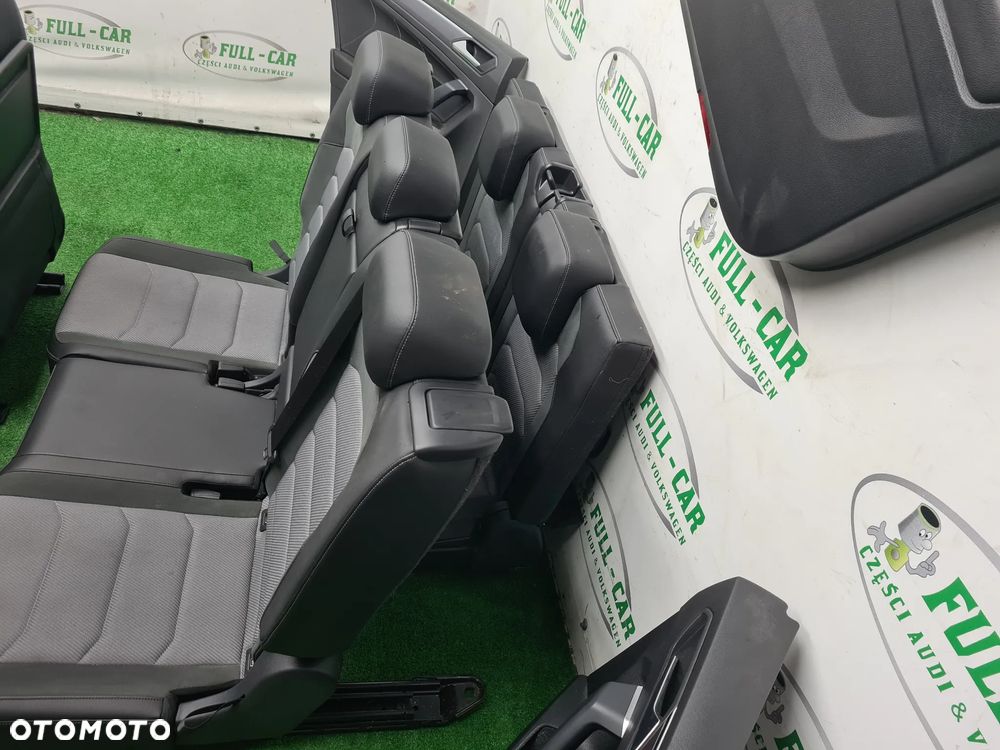 VW TIGUAN ALLSPACE R-LINE FOTELE GRZANE  FOTEL KANAPA BOCZEK DRZWI - 5