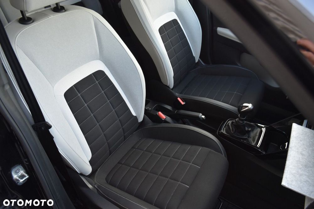 Citroën C3 1.2 T Max - 32