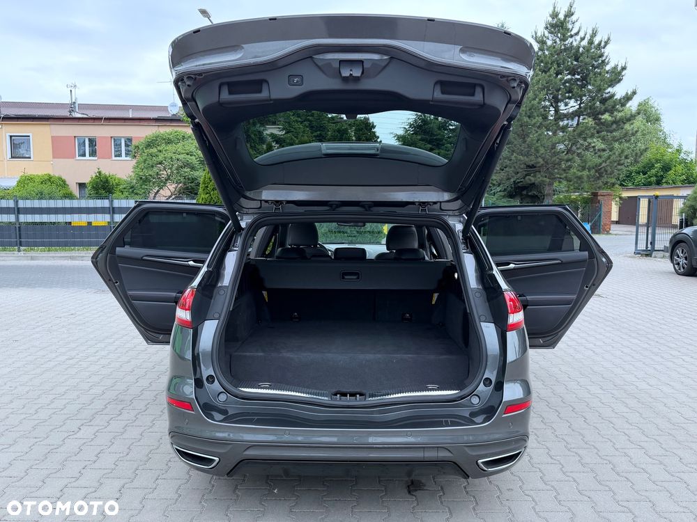 Ford Mondeo - 16
