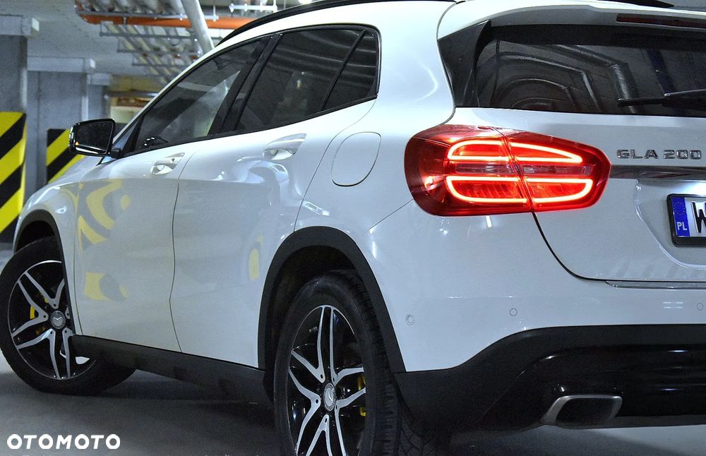 Mercedes-Benz GLA 200 d 7G-DCT Style - 7