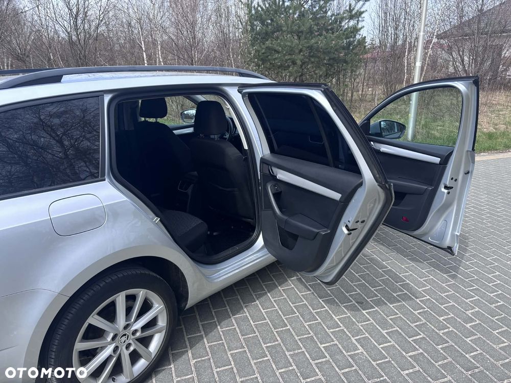 Skoda Octavia 1.6 TDI Edition - 14