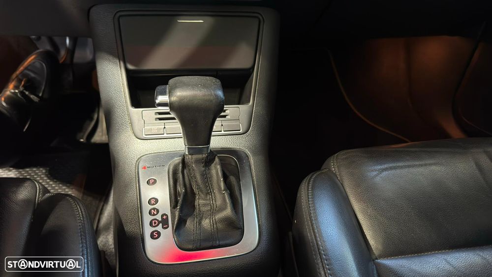 VW Tiguan 2.0 TDI DPF 4Motion DSG Trend & Fun - 17