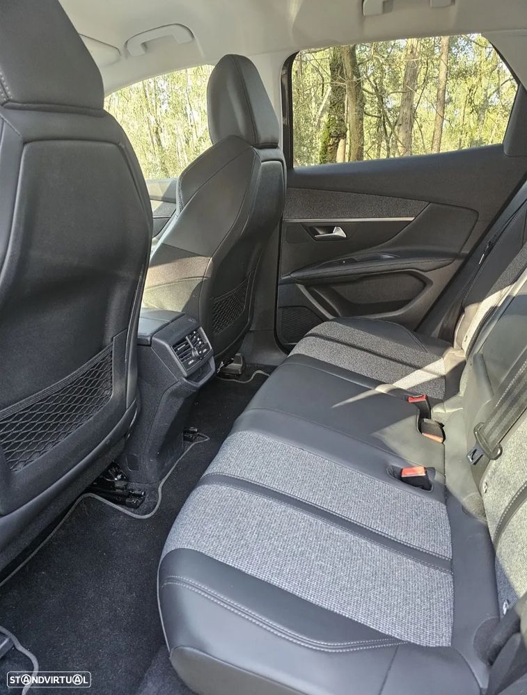 Peugeot 3008 PureTech 130 Stop & Start EAT6 Allure - 8