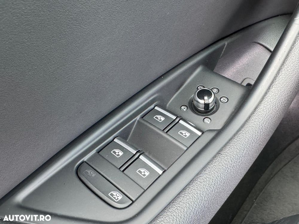 Audi A4 2.0 TDI DPF clean multitronic S line Sportpaket - 24