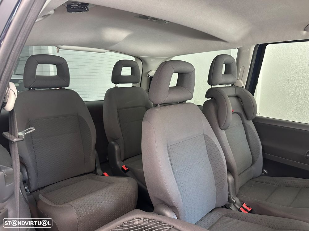 VW Sharan 2.0 TDI Confortline - 25