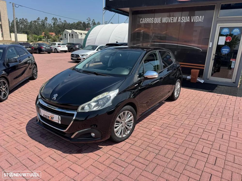 Peugeot 208 - 4