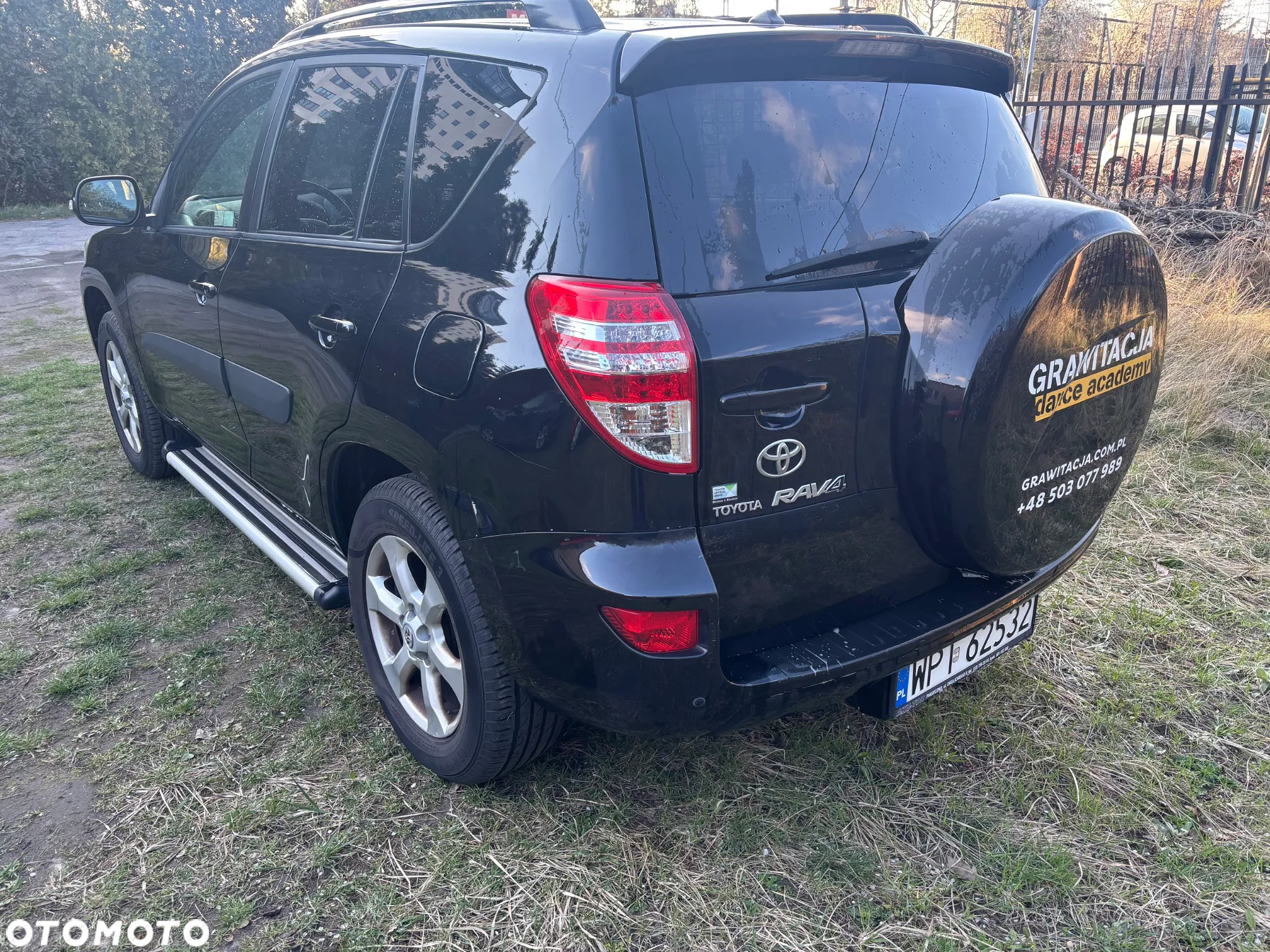 Toyota RAV4 - 6