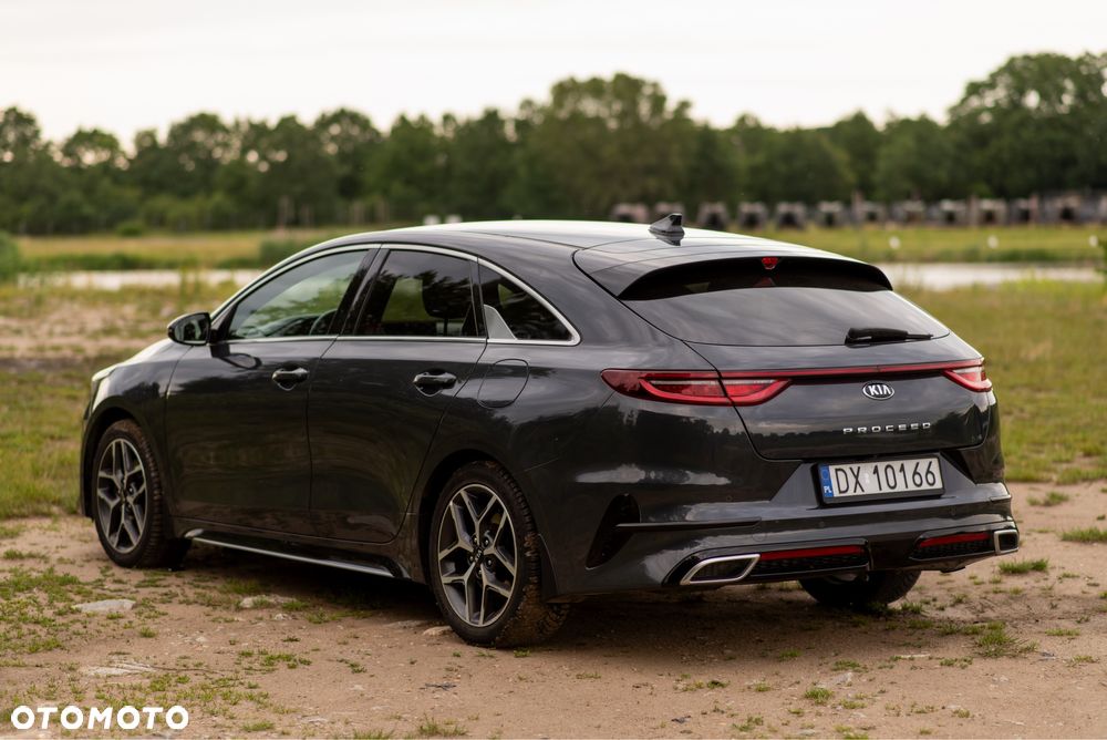 Kia ProCeed - 4