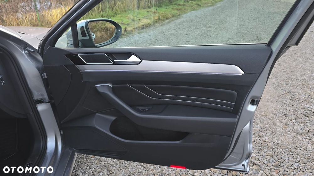 Volkswagen Passat 1.5 TSI EVO Elegance DSG - 22