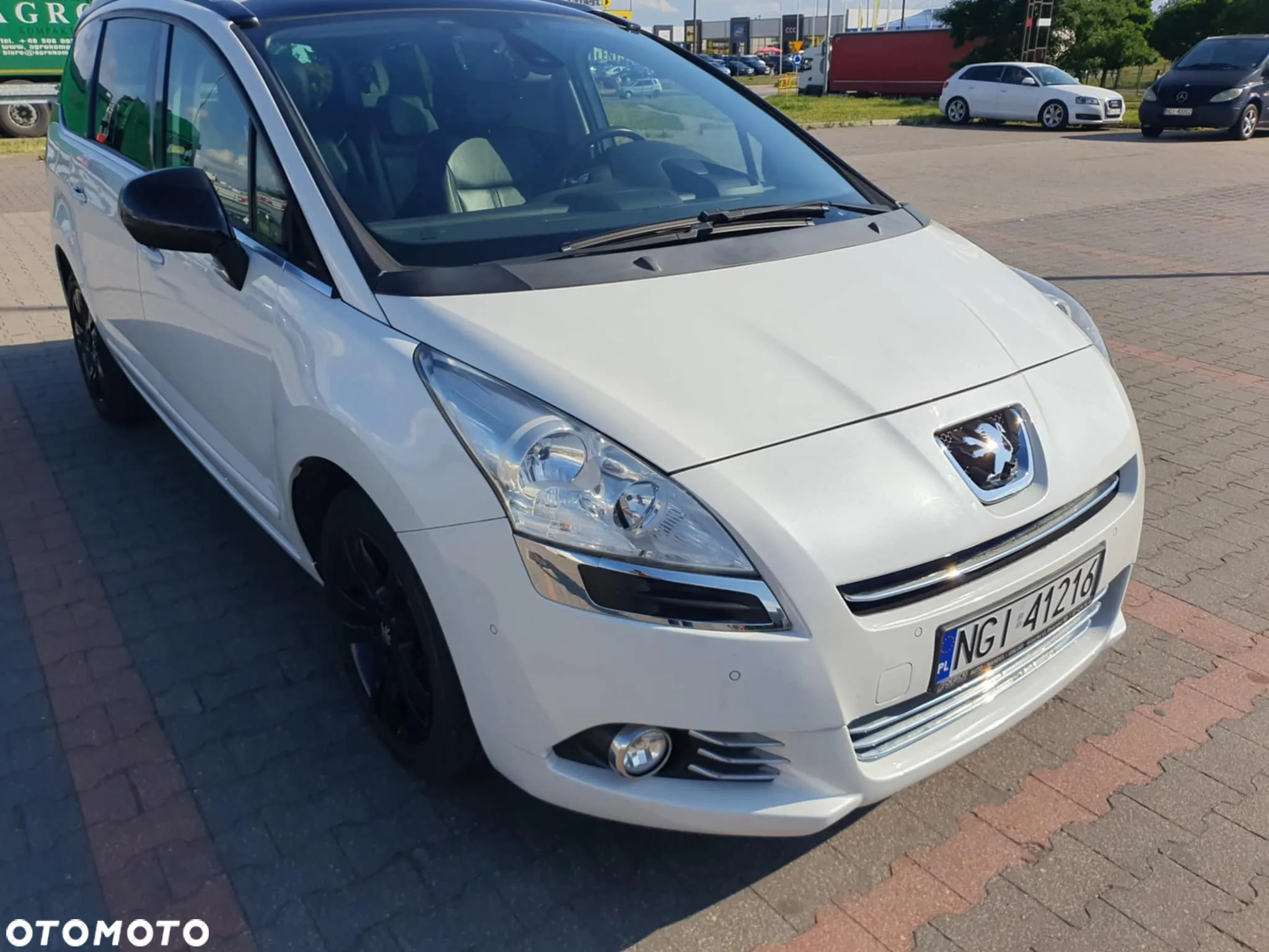 Peugeot 5008 e-HDI FAP 110 EGS6 Stop&Start Active - 9