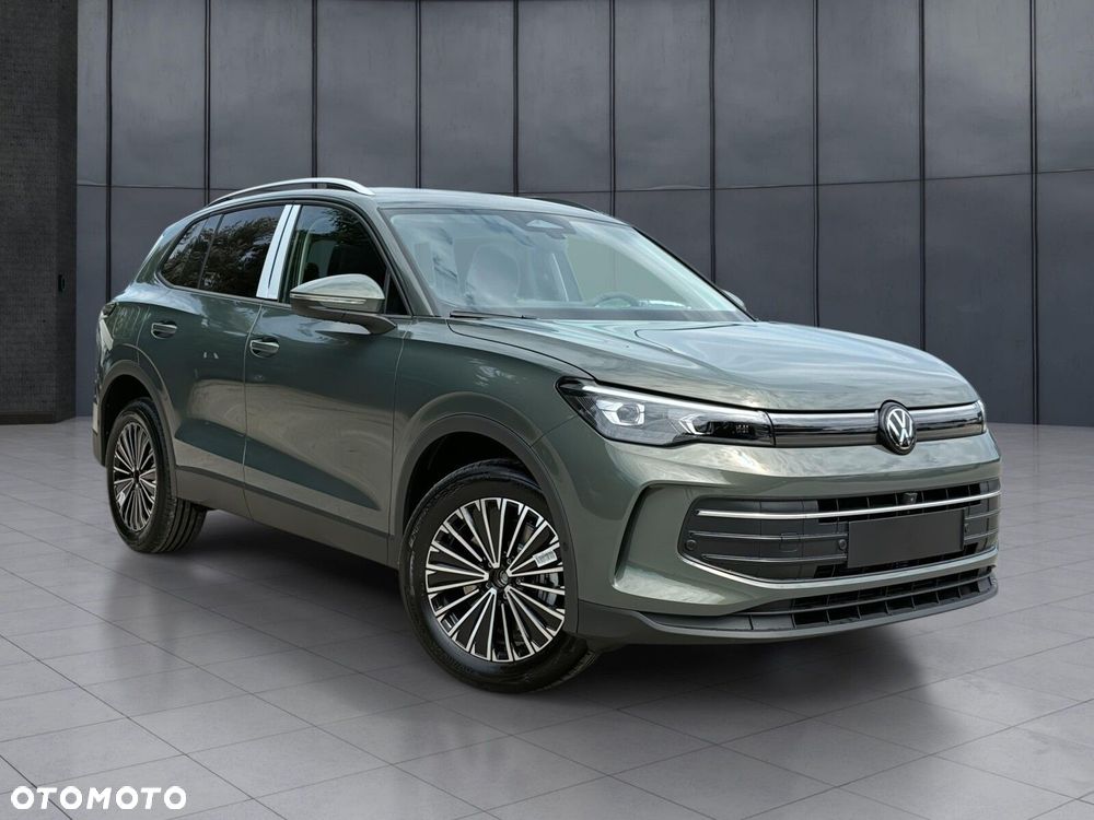 Volkswagen Tiguan - 8