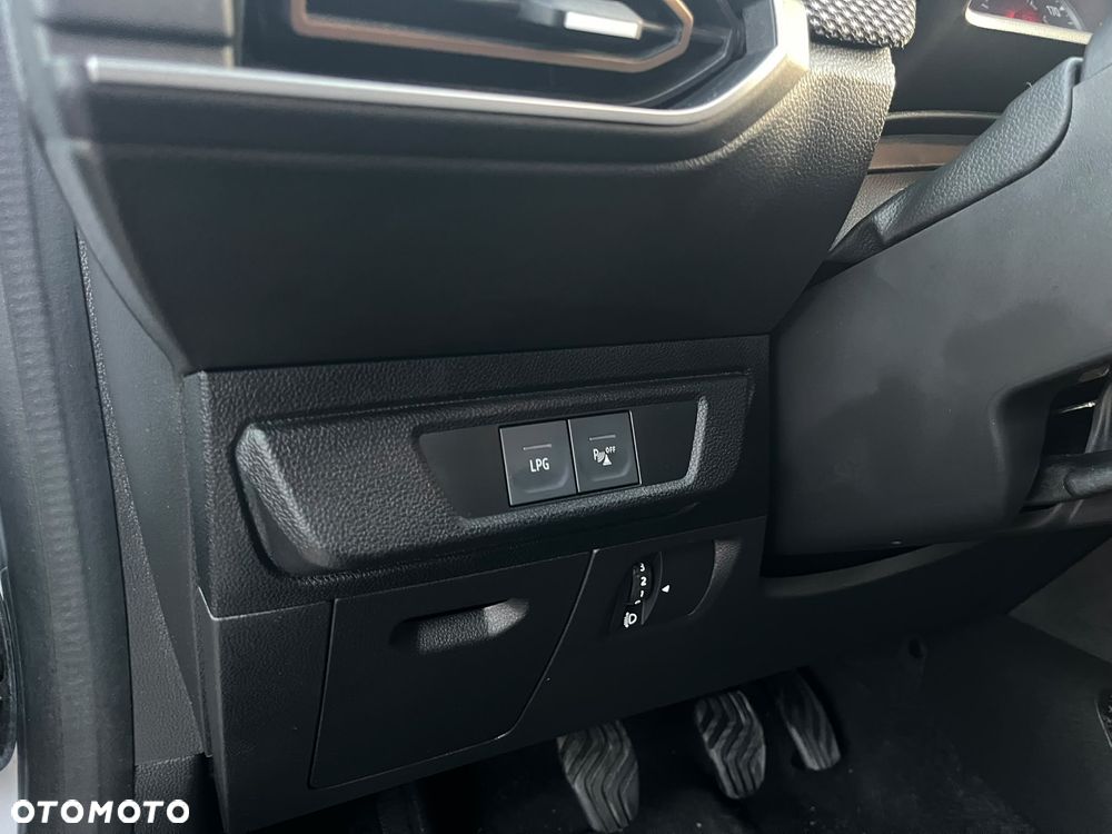 Dacia Sandero Stepway TCe 100 Celebration - 15