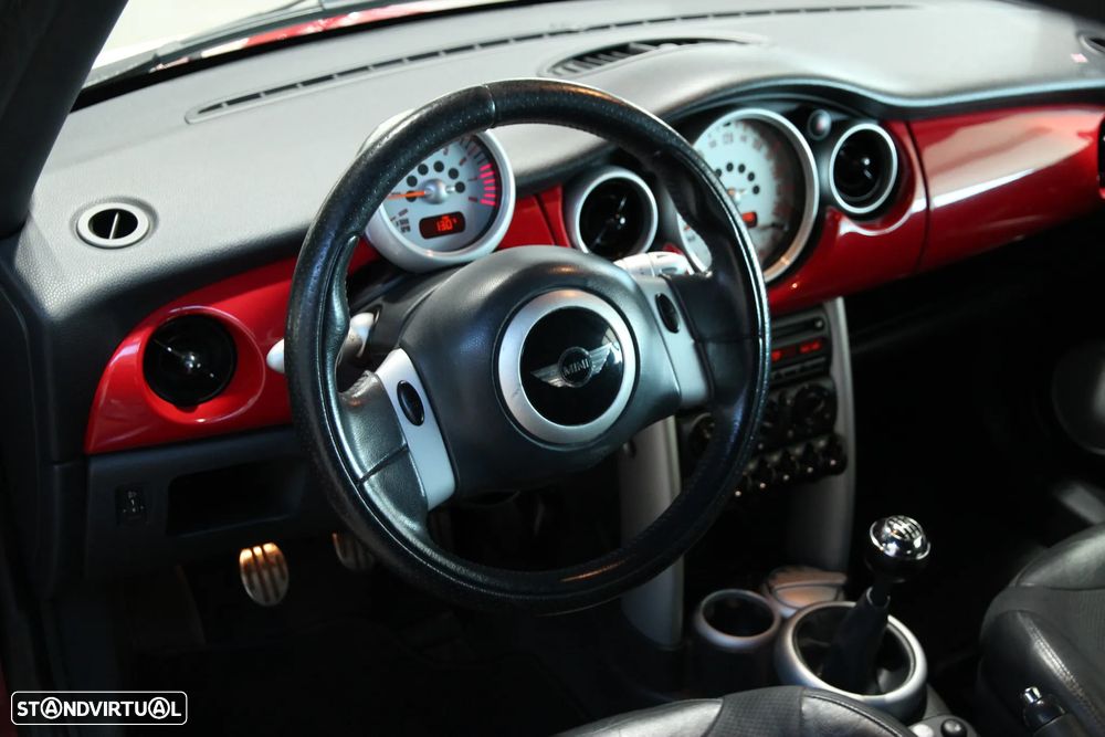 MINI 3 Portas One 1.6 - 11