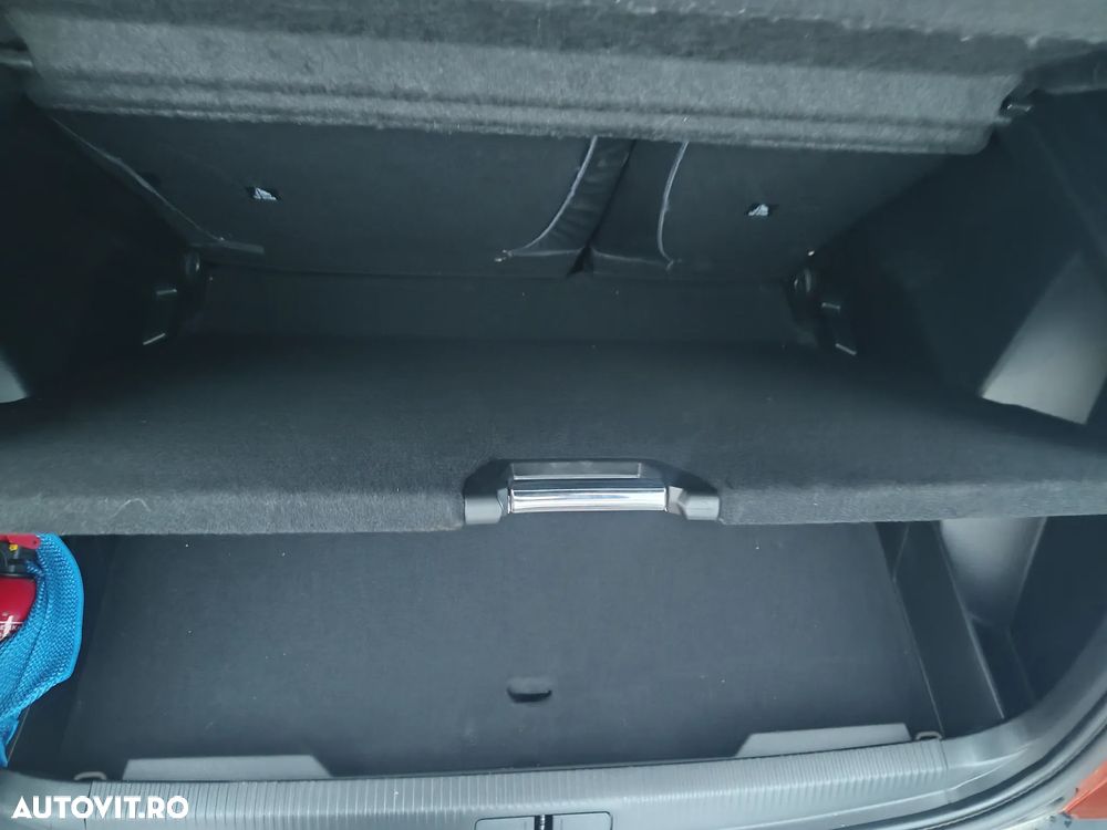 Peugeot 2008 1.5 BlueHDI BVM6 STT Allure Pack - 10