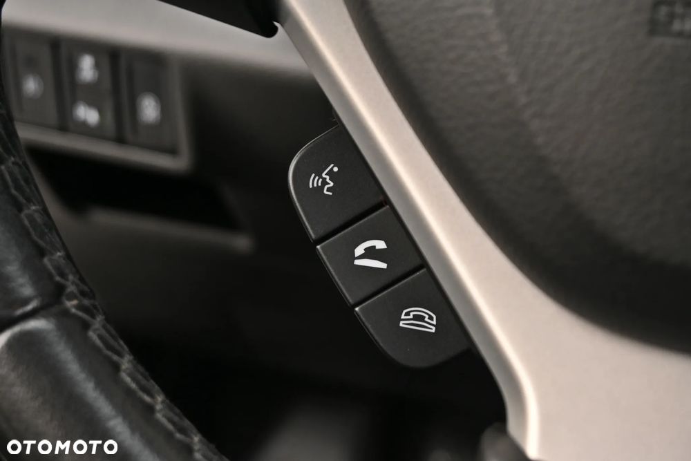 Suzuki SX4 S-Cross 1.6 DDiS Premium 4WD - 35