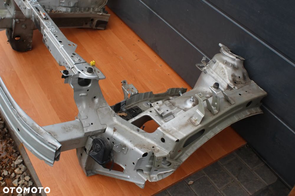 PAS PRZEDNI WZMOCNIENIE CZOŁOWE OPEL ASTRA J Z176 - 2