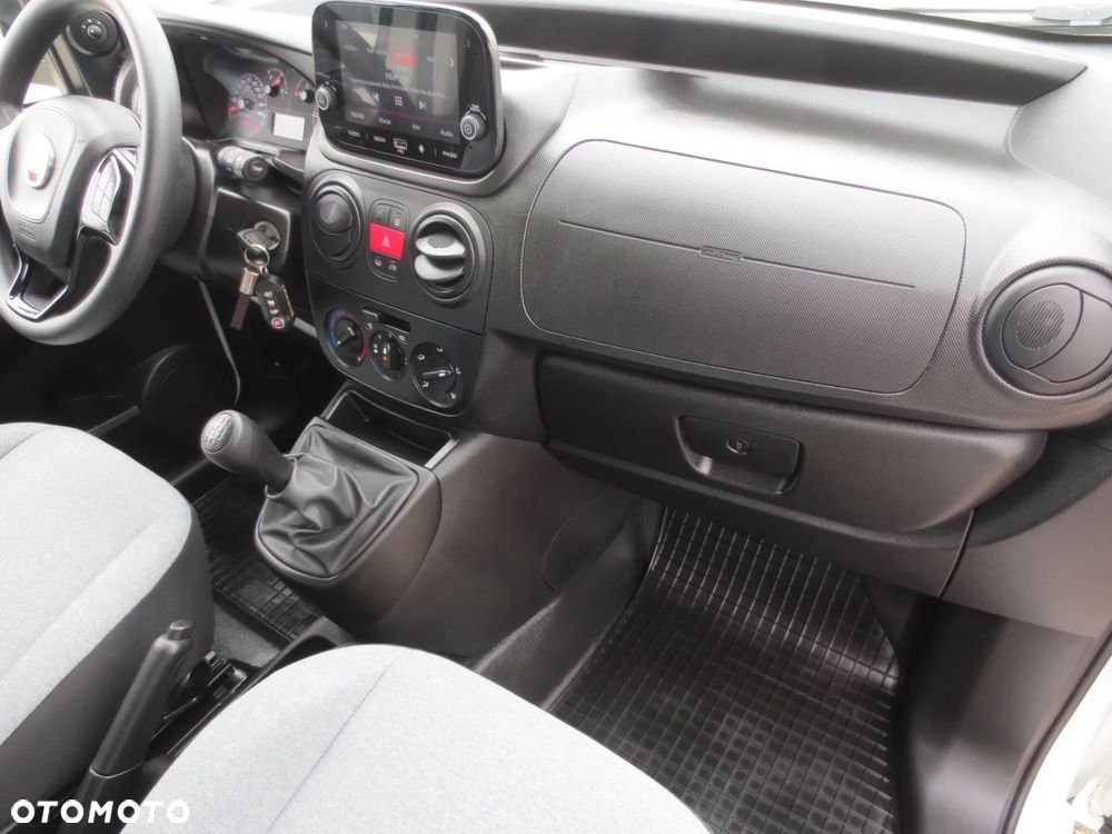 Fiat FIORINO SALON PL. ORYGINAŁ LAKIER I NISKI PRZEBIEG - 22