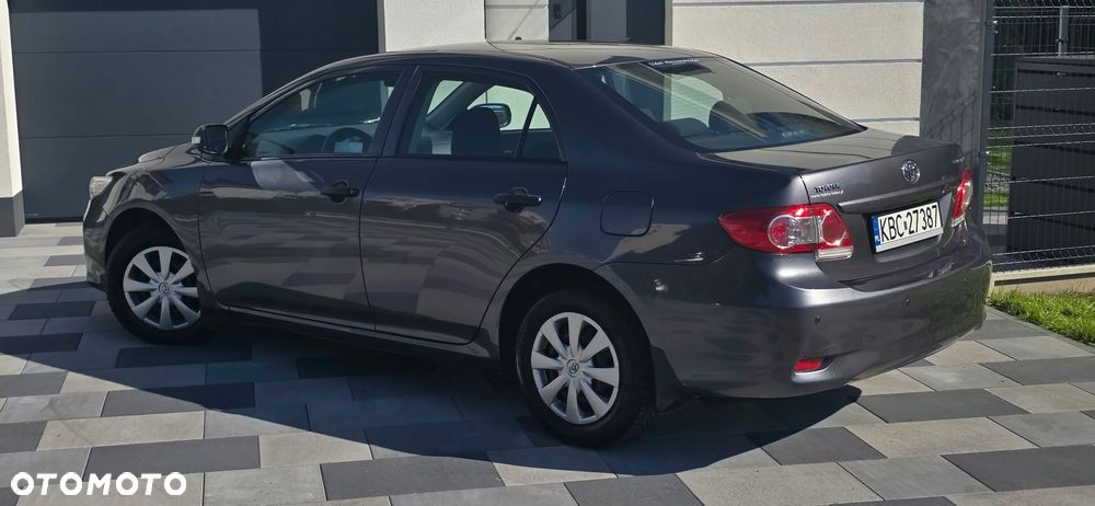 Toyota Corolla - 19